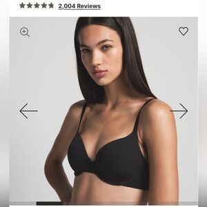 SKIMS Fits Everybody T-Shirt Bra